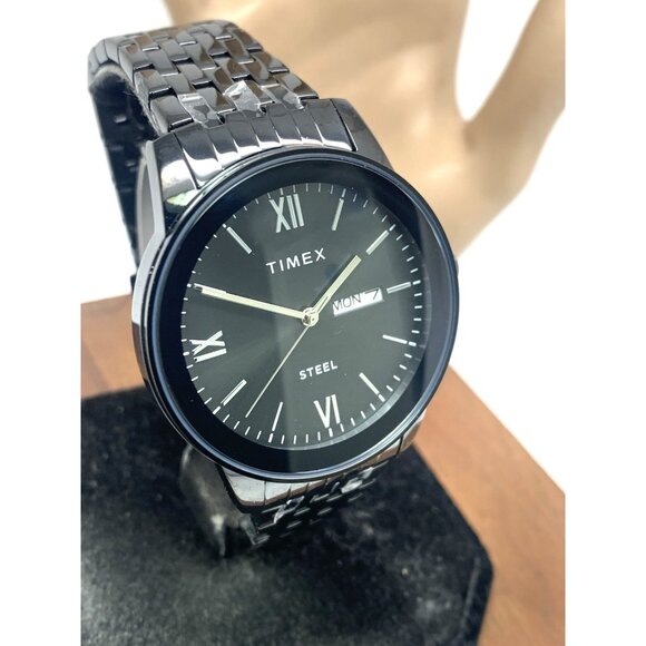 Timex Men's Watch TW2T50400 Quartz Black Dial Day Date Stainless Steel 41mm - Picture 12 of 13